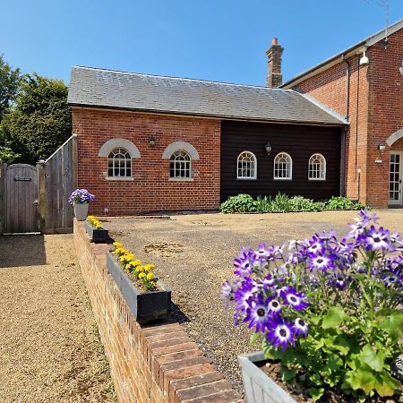 Вилла The Coach House Хокхерст Экстерьер фото