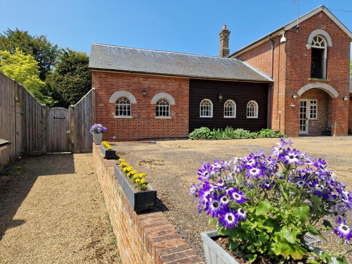 Вилла The Coach House Хокхерст Экстерьер фото